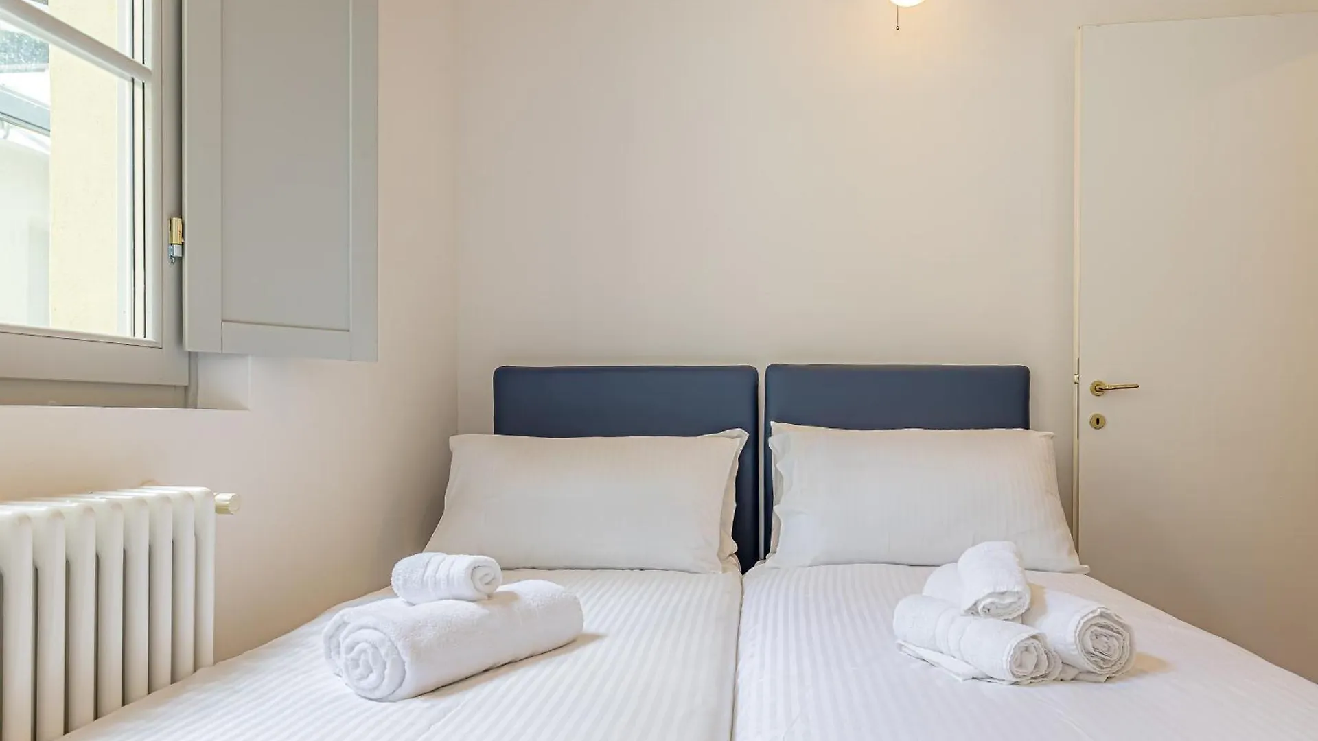 Calicantus Apartments Atena Como Italia