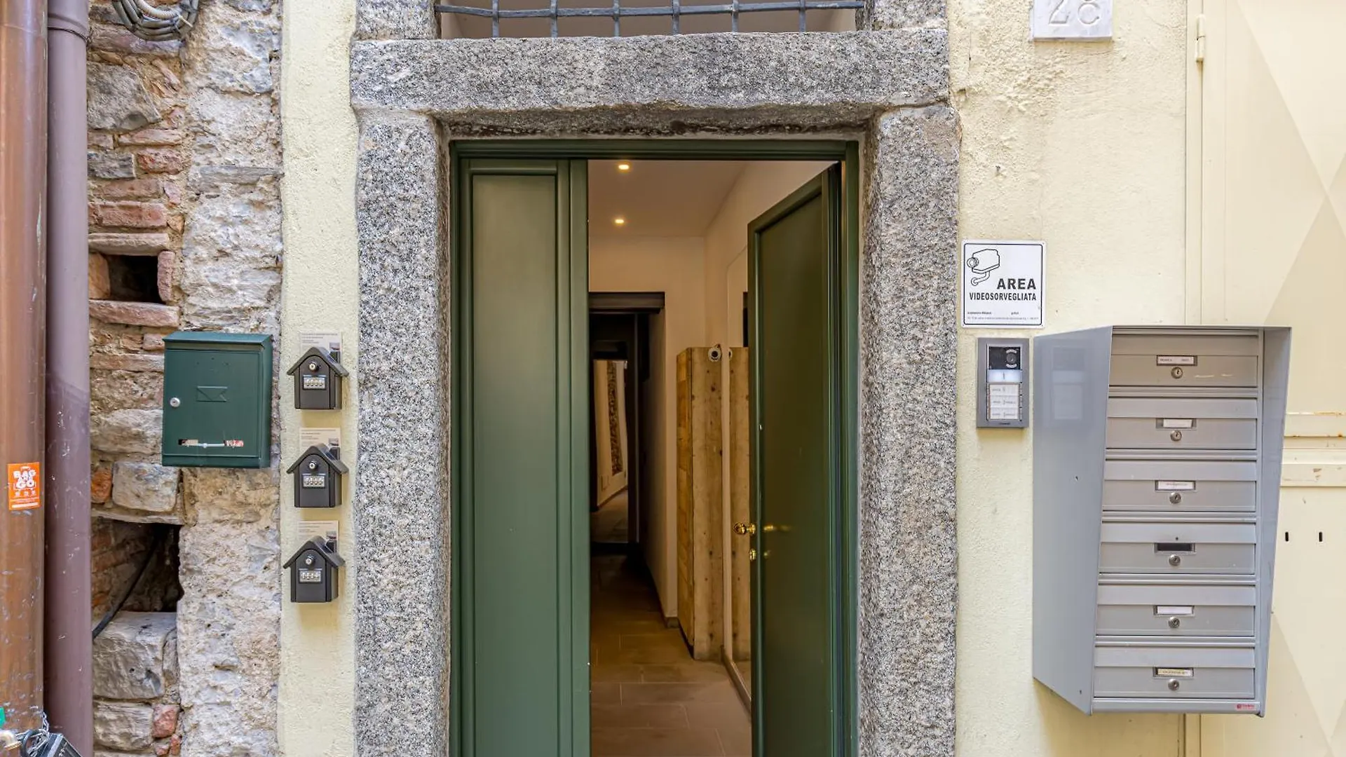 Calicantus Apartments Atena Como