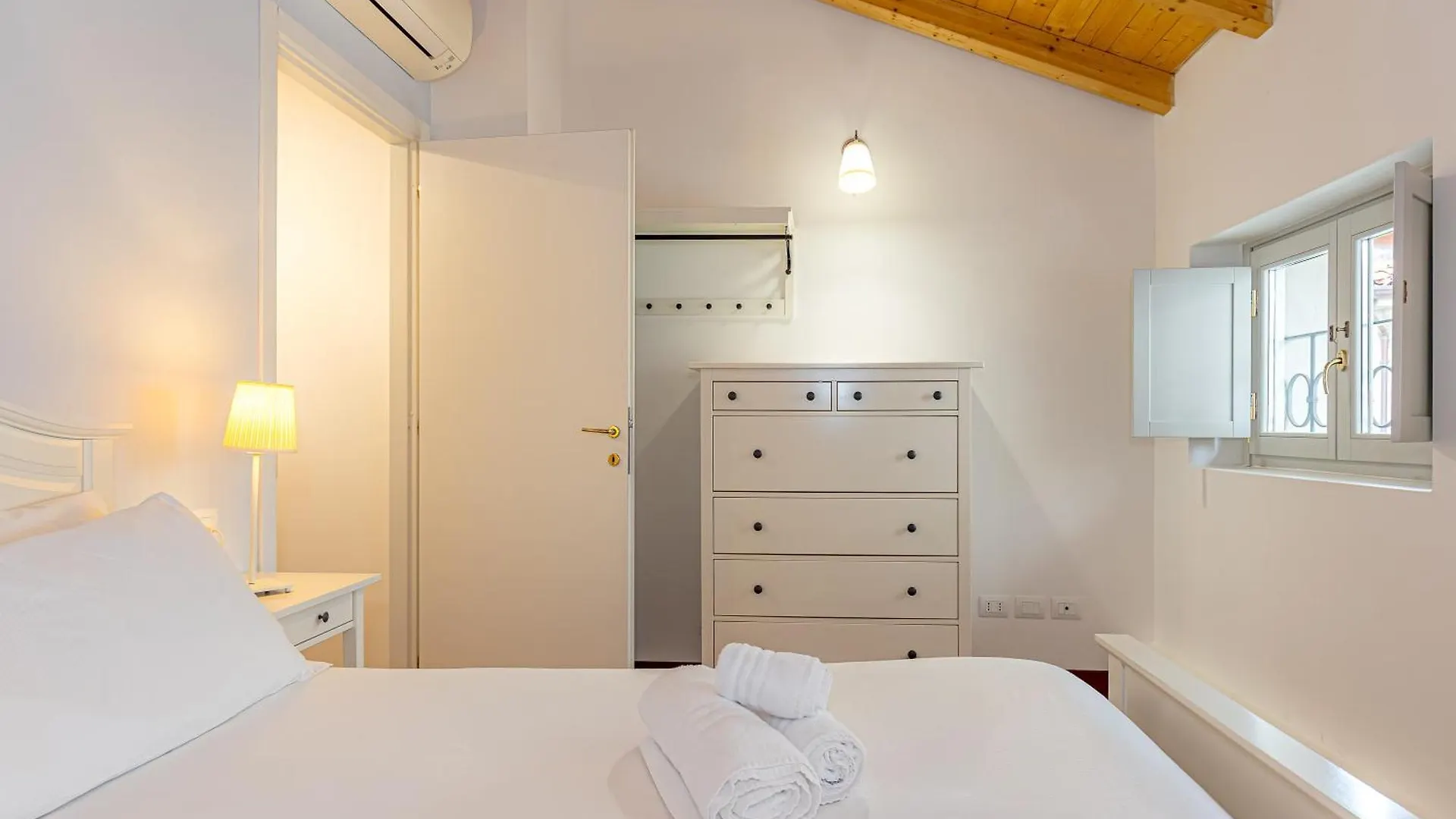 Calicantus Apartments Atena Como